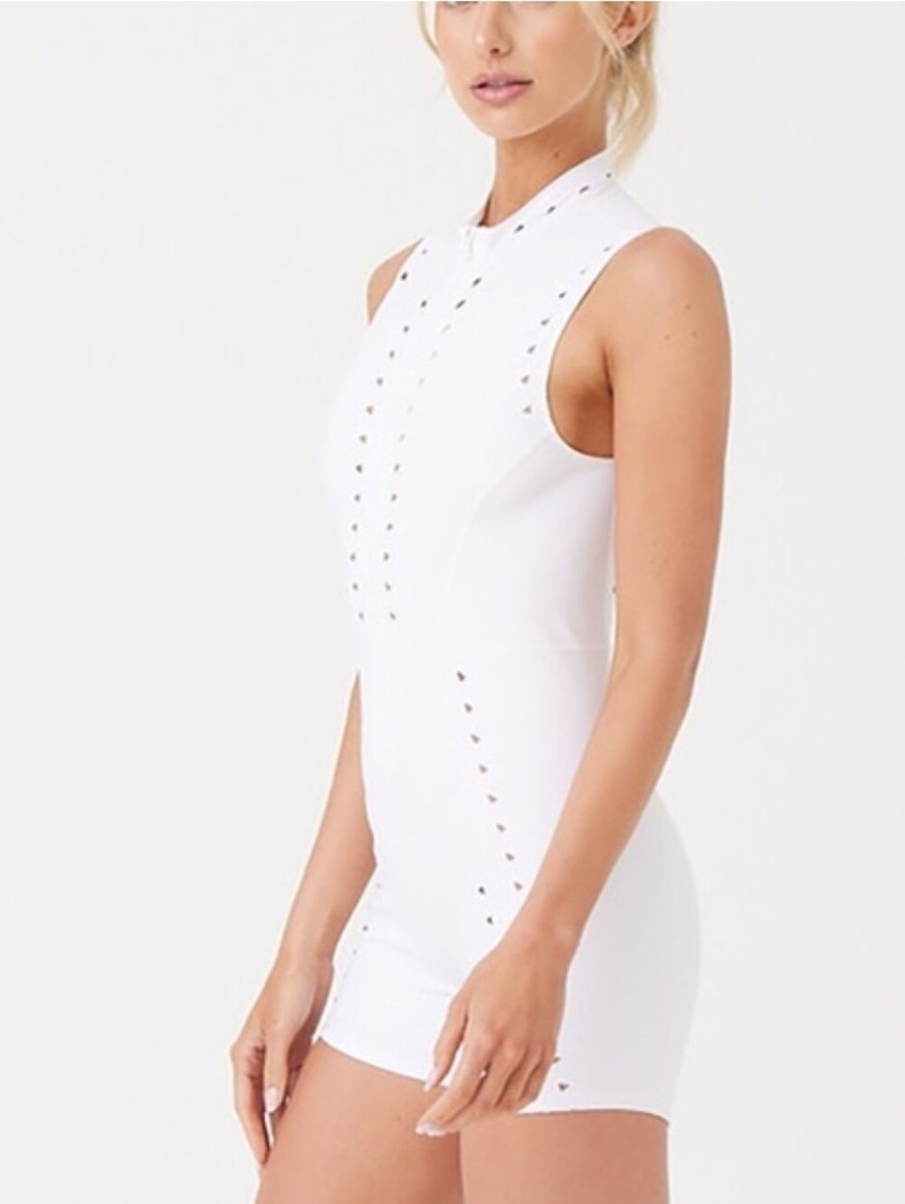 GIGI C Kina Romper Sleeveless White Laser Cut Sz S, NWT - Picture 2 of 8